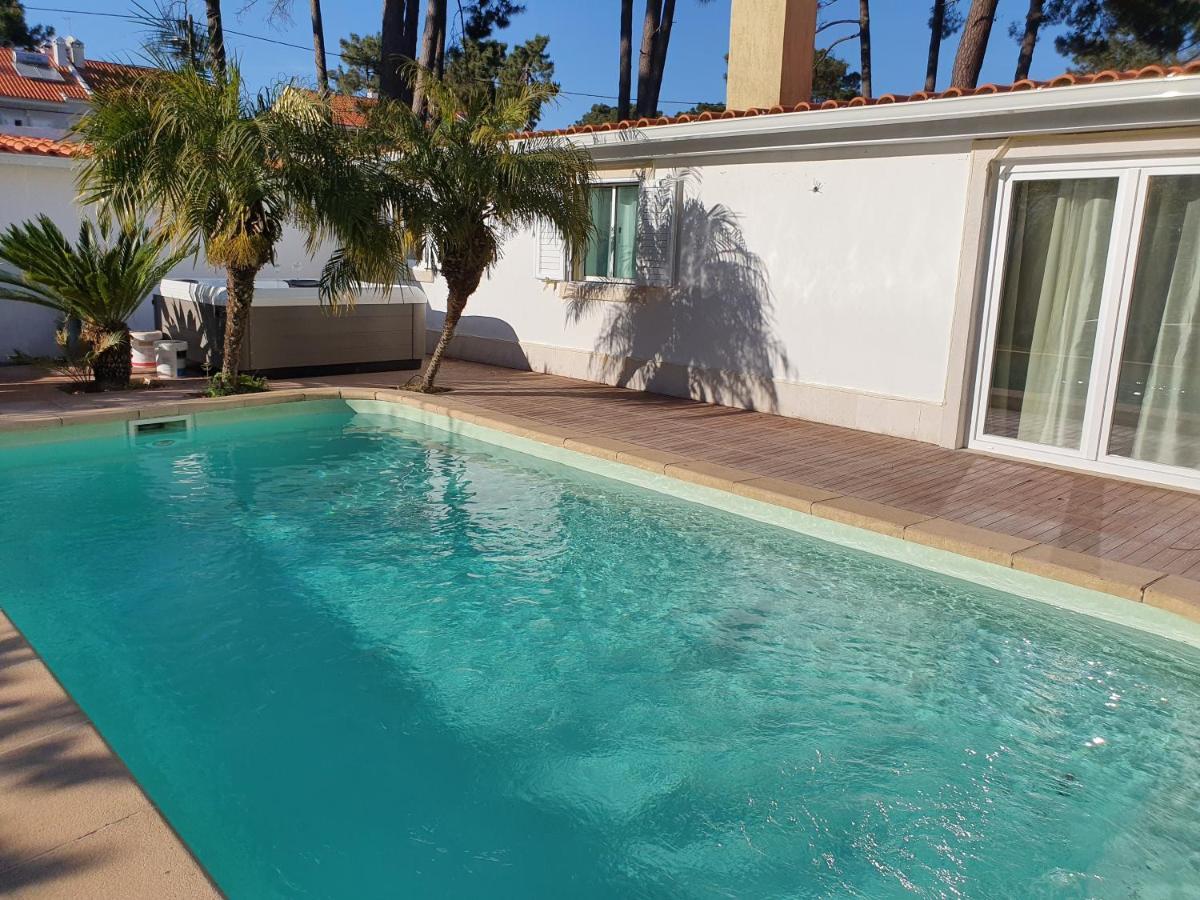 Guest House Ruceel Aroeira Almada Exterior photo