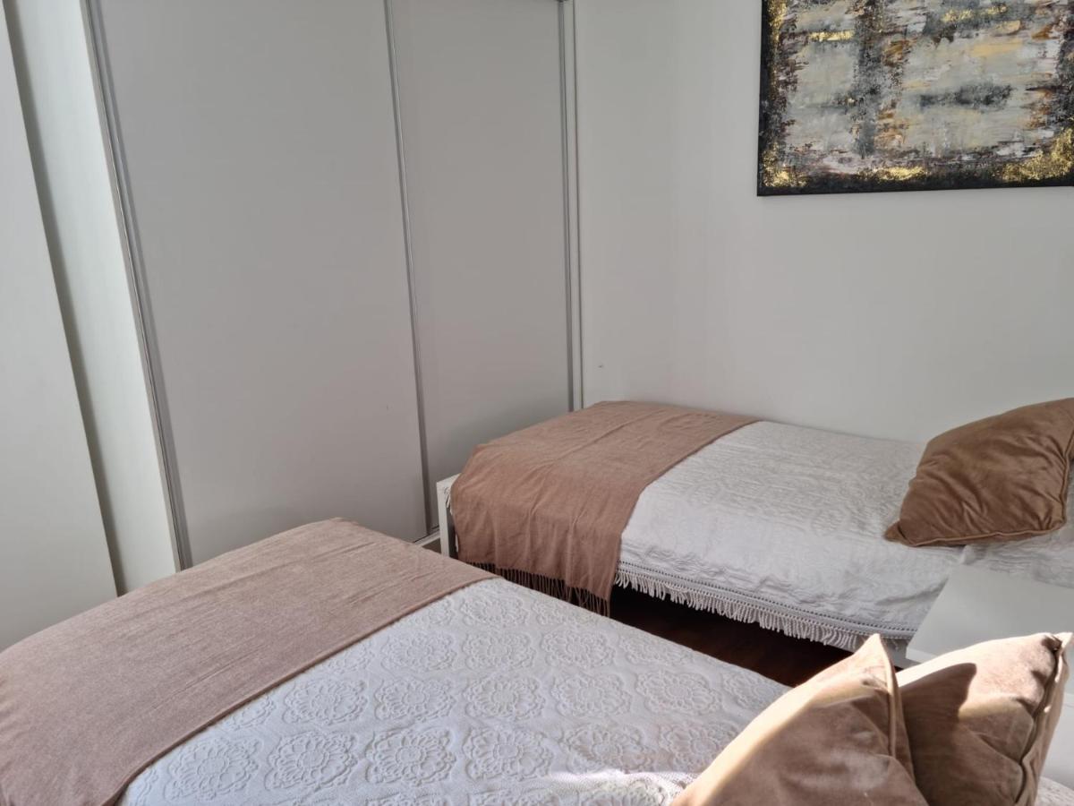 Guest House Ruceel Aroeira Almada Exterior photo