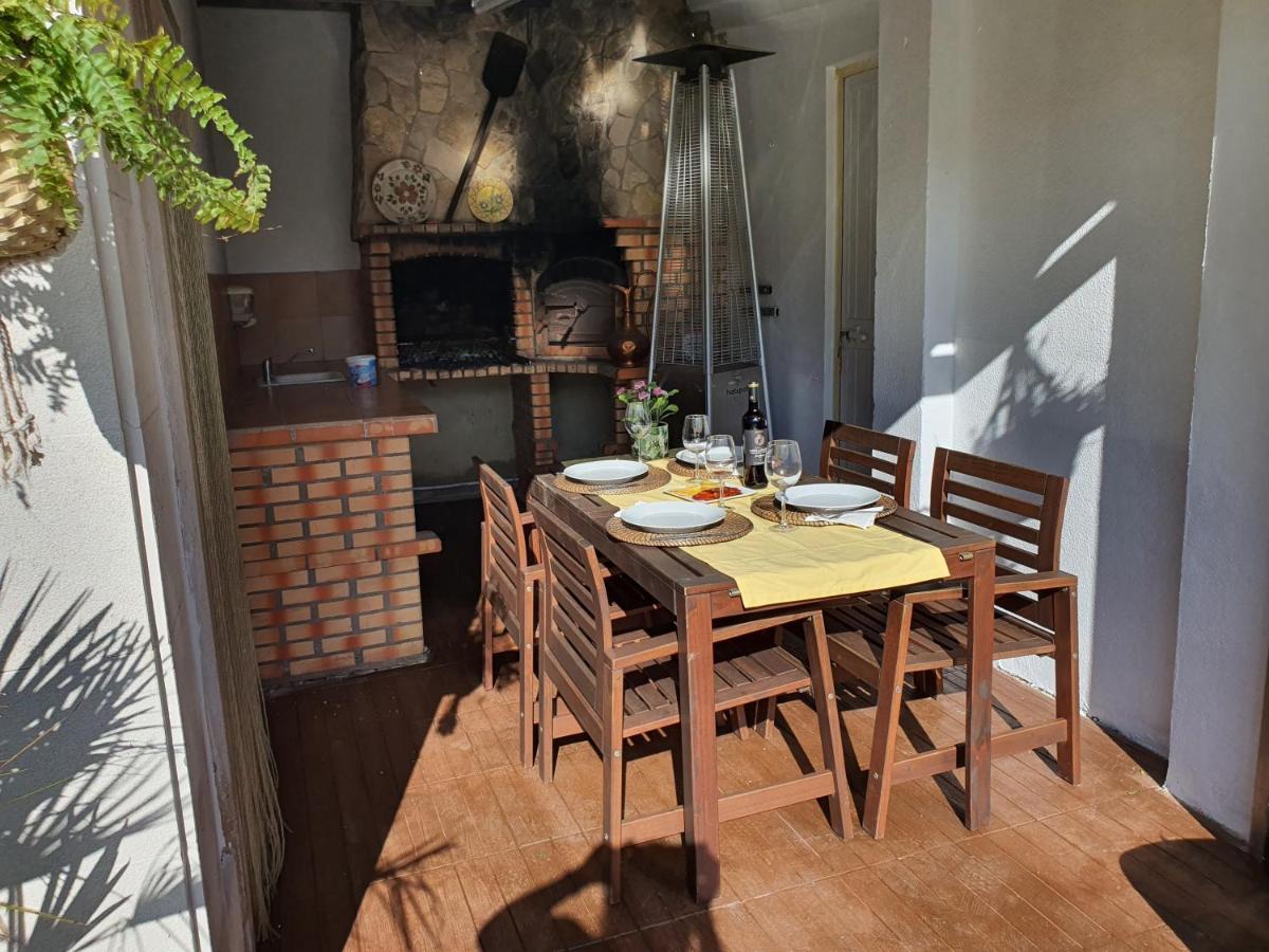 Guest House Ruceel Aroeira Almada Exterior photo