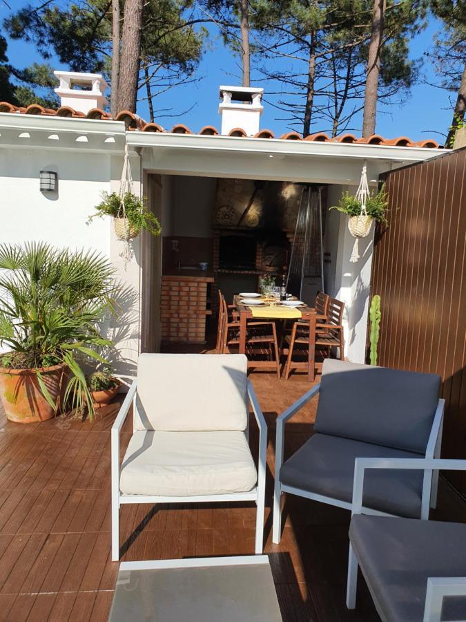 Guest House Ruceel Aroeira Almada Exterior photo