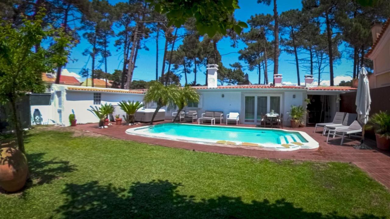 Guest House Ruceel Aroeira Almada Exterior photo