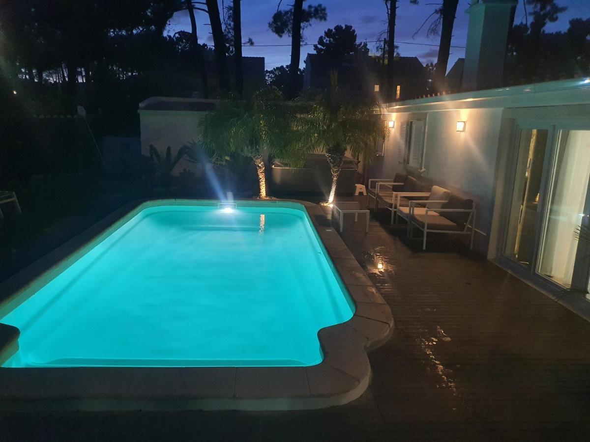 Guest House Ruceel Aroeira Almada Exterior photo